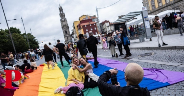 Cheia de Orgulho, a marcha LGBTI+ voltou ao centro do Porto