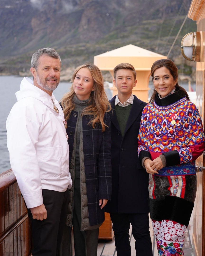 Os melhores momentos dos reis da Dinamarca na viagem à Gronelândia e o original traje tradicional de Mary