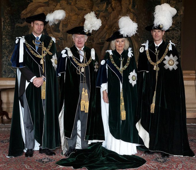 Família real inglesa  assiste à cerimónia do Cardo, em Edimburgo