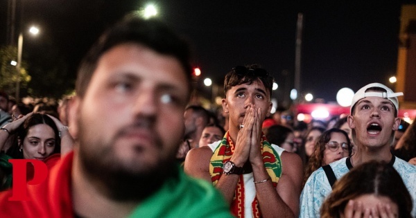 Portugal fora do Euro: os rostos da desilusão de quem viu o jogo no Porto