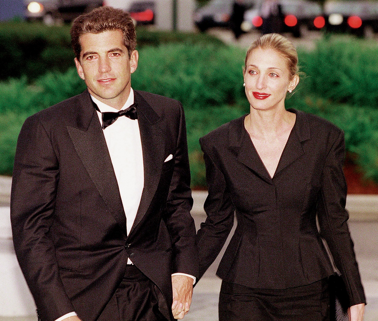 John Kennedy Jr. e Carolyn Bessette morreram há 25 anos