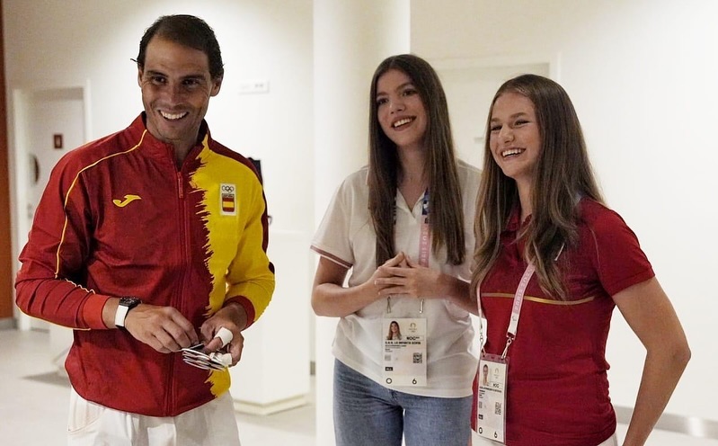 Princesas Leonor e Sofia assistem aos jogos olímpicos em Paris. As filhas dos monarcas mostraram apoio aos atletas espanhóis.