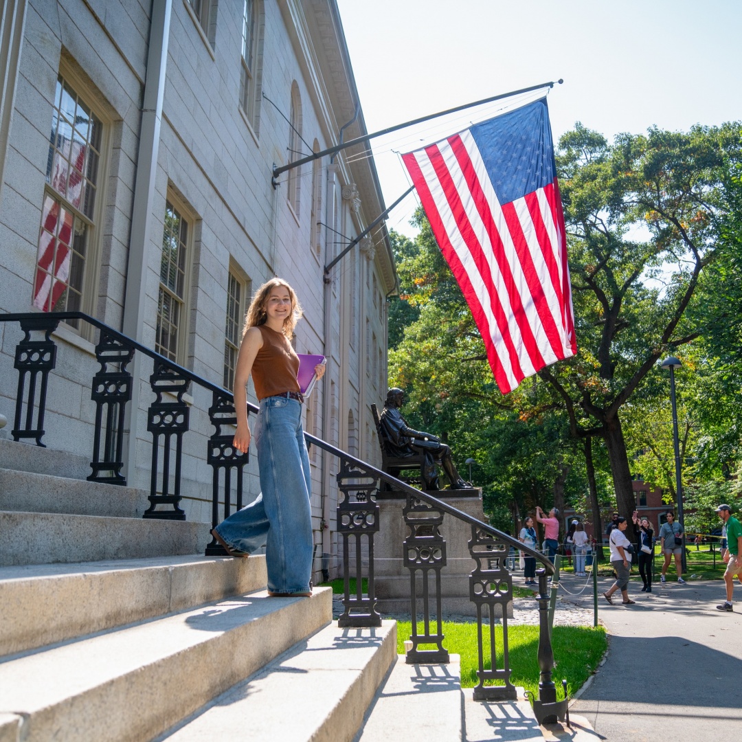 Princesa Elisabeth da Bélgica iniciou Mestrado na Universidade de Harvard