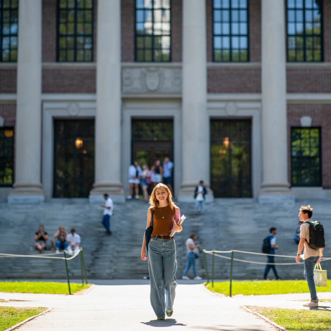 Princesa Elisabeth da Bélgica iniciou Mestrado na Universidade de Harvard