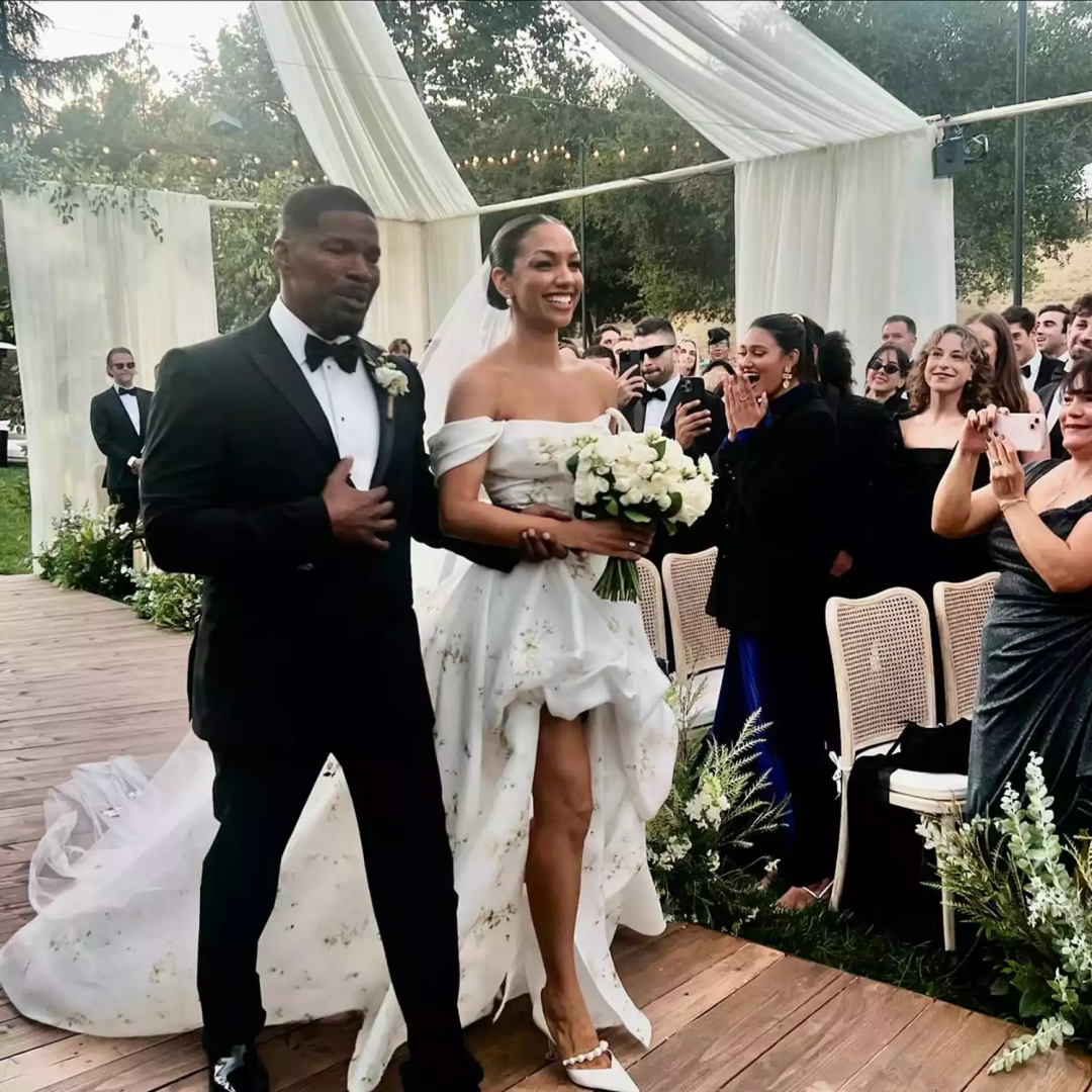 Jamie Foxx emociona-se ao levar a filha mais velha ao altar