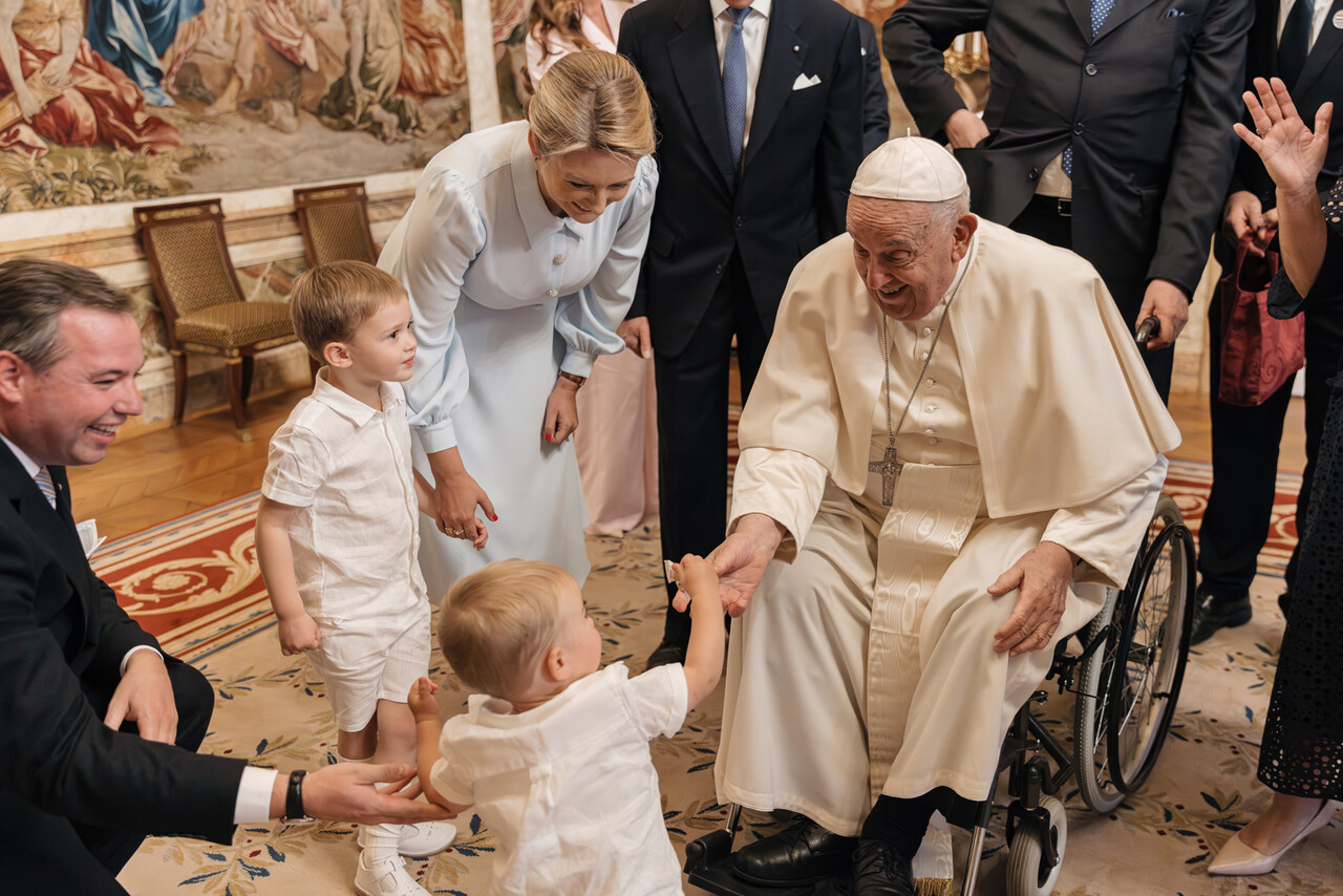 Papa Francisco visita família real do Luxemburgo