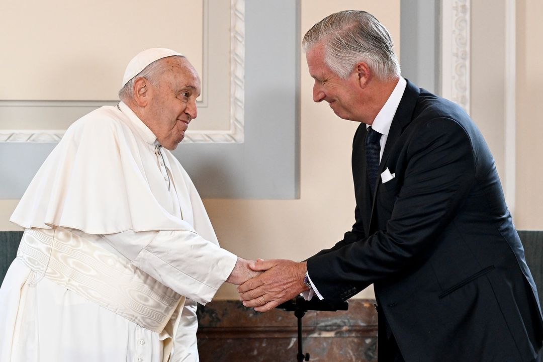 Mathilde e Philippe da Bélgica receberam o Papa Francisco no Castelo de Laeken