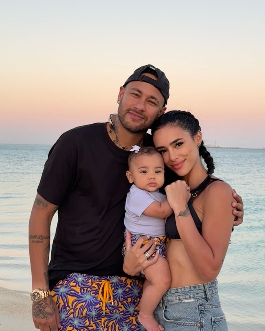 Neymar e Bruna Biancardi celebram o primeiro aniversário da filha