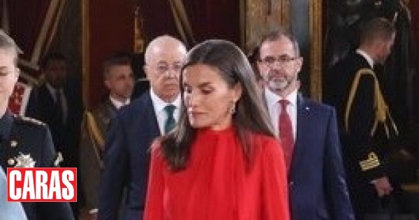 Letizia rendida à cor que é a tendência deste outono