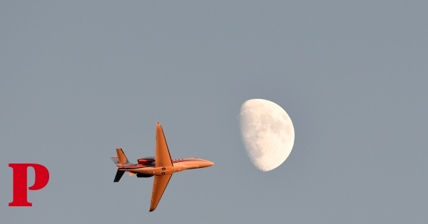 Emissões de CO2 da aviação privada crescem. É “necessário limitar” elite rica, diz investigador