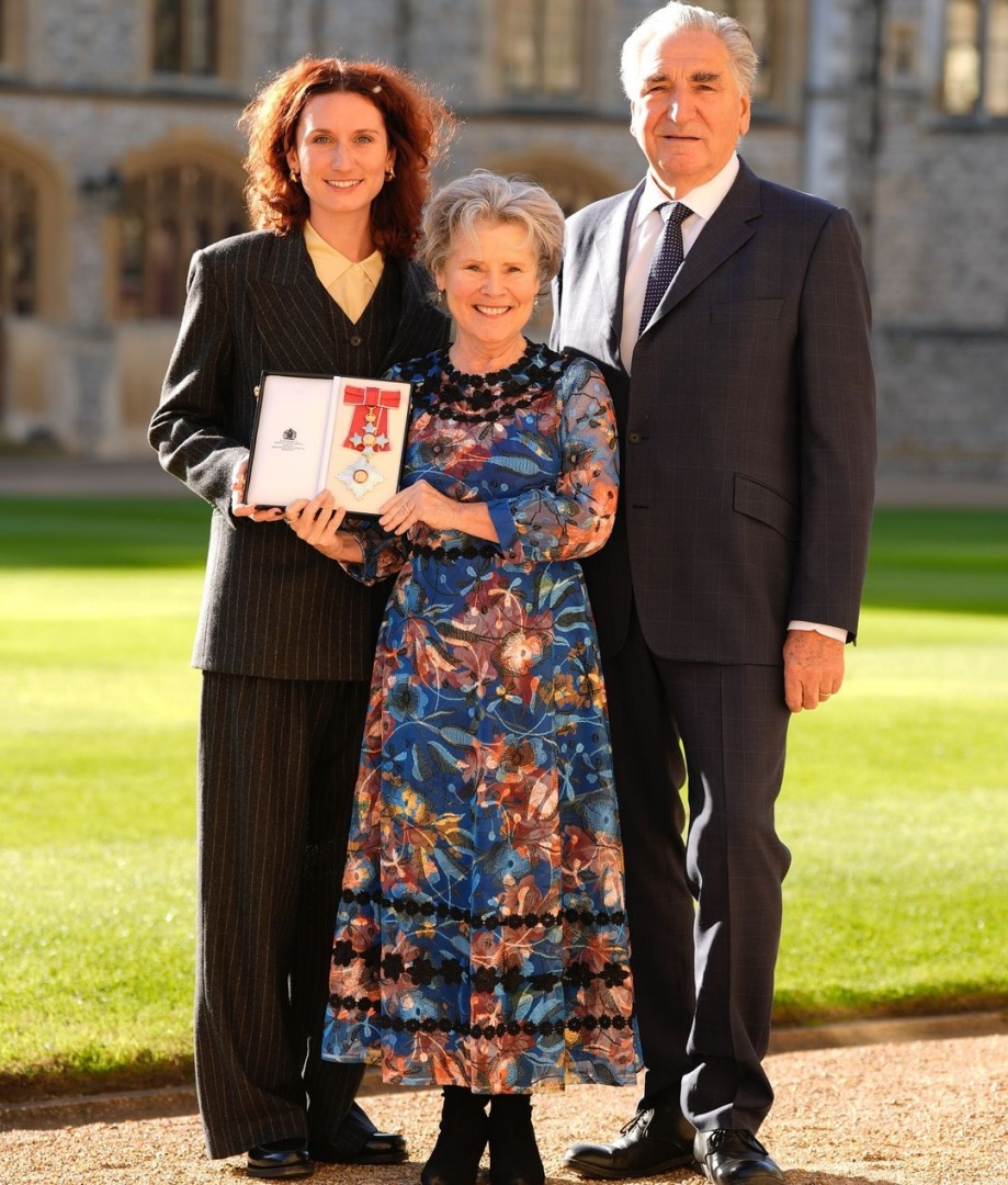 Imelda Staunton torna-se "Dame" Honorária do Império Britânico