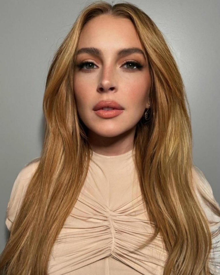 Lindsay Lohan D Que Falar Com Visual Rejuvenescido Caras 241126 Snapinsta.app 464255417 900884288219615 8297022310541618685 N 1080 768x960