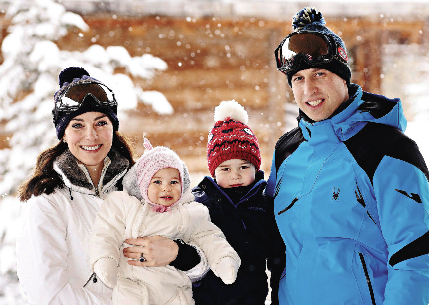 William e Kate tiraram umas miniférias na neve com os filhos, George, de 11 anos, Charlotte, de 9 , e Louis, de 6 anos.