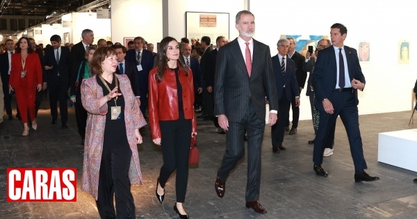 Reis Felipe e Letizia inauguram a 44.ª feira ARCO em Madrid